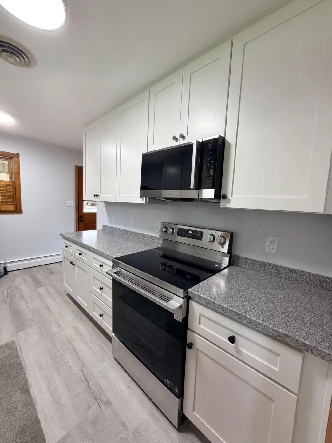 311 Woodmere DR - Photo 5