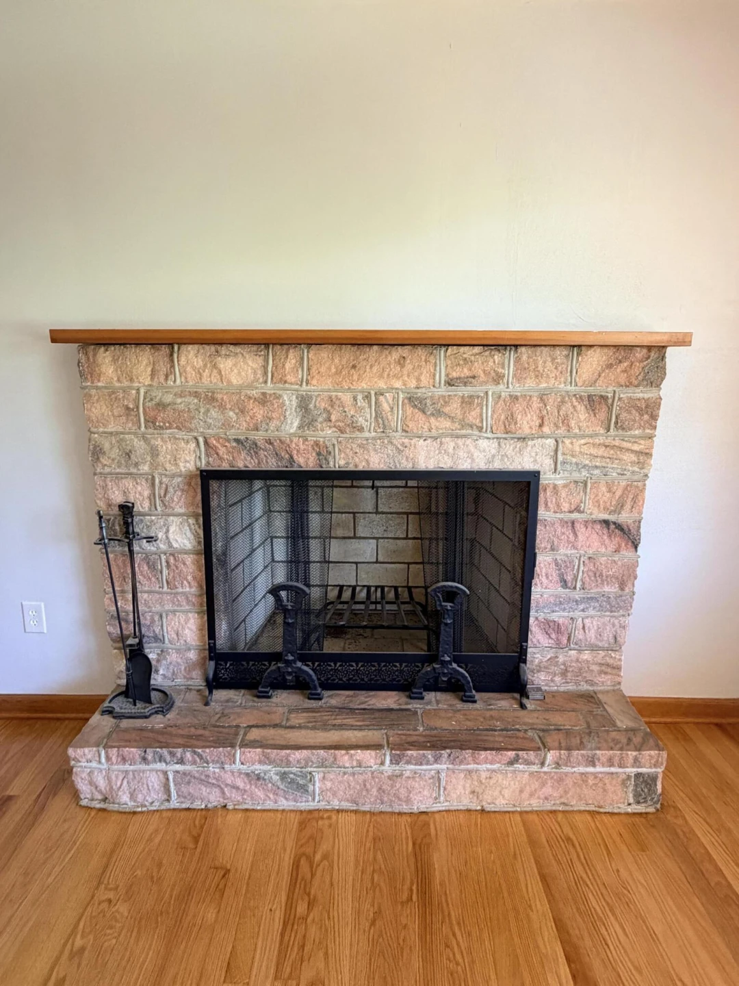 311 Woodmere DR - Photo 9