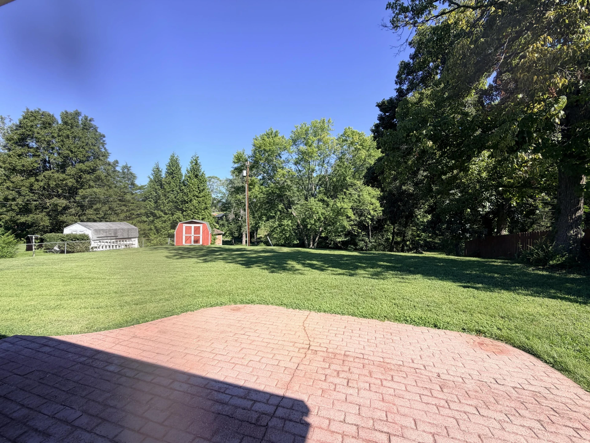 311 Woodmere DR - Photo 21