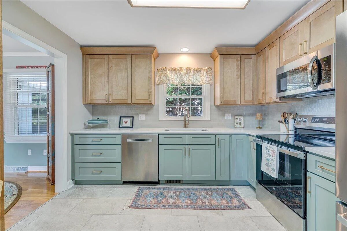 3431 Ashmeade DR - Photo 15