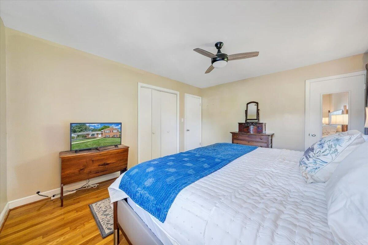 3431 Ashmeade DR - Photo 18
