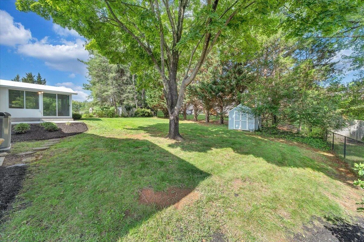 3431 Ashmeade DR - Photo 46