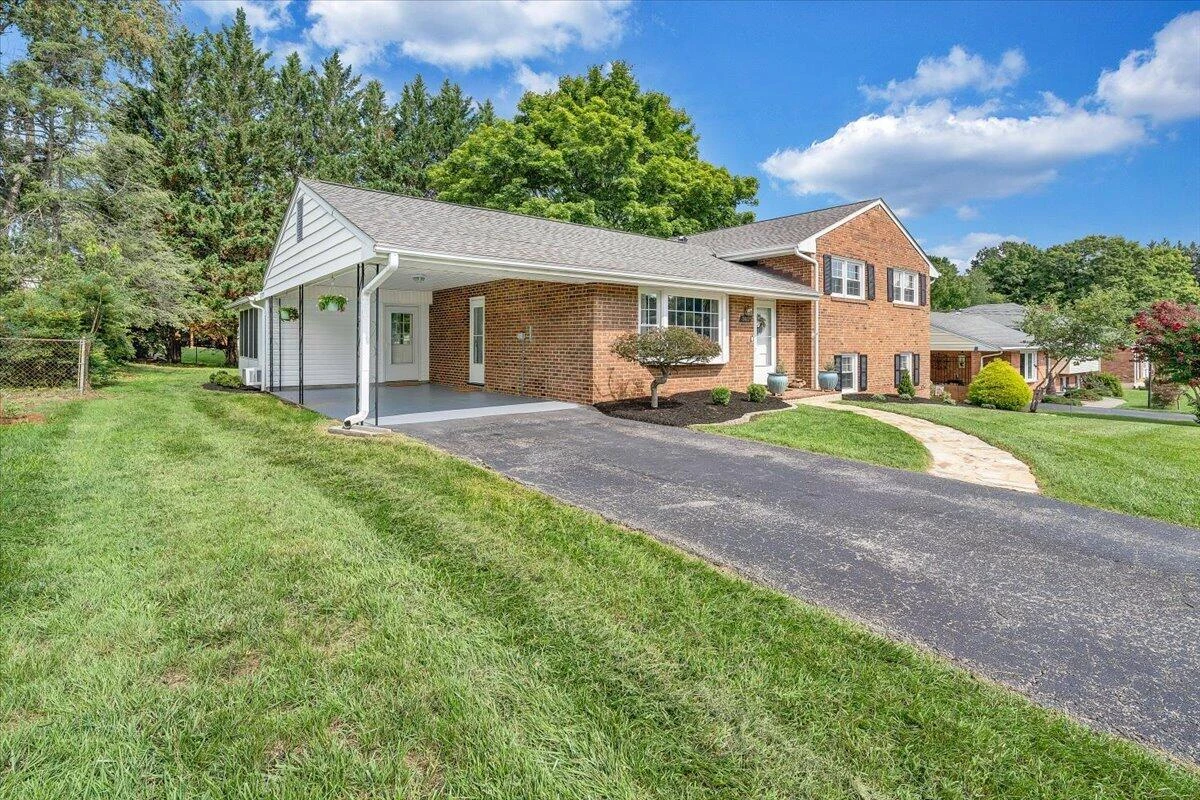 3431 Ashmeade DR - Photo 52