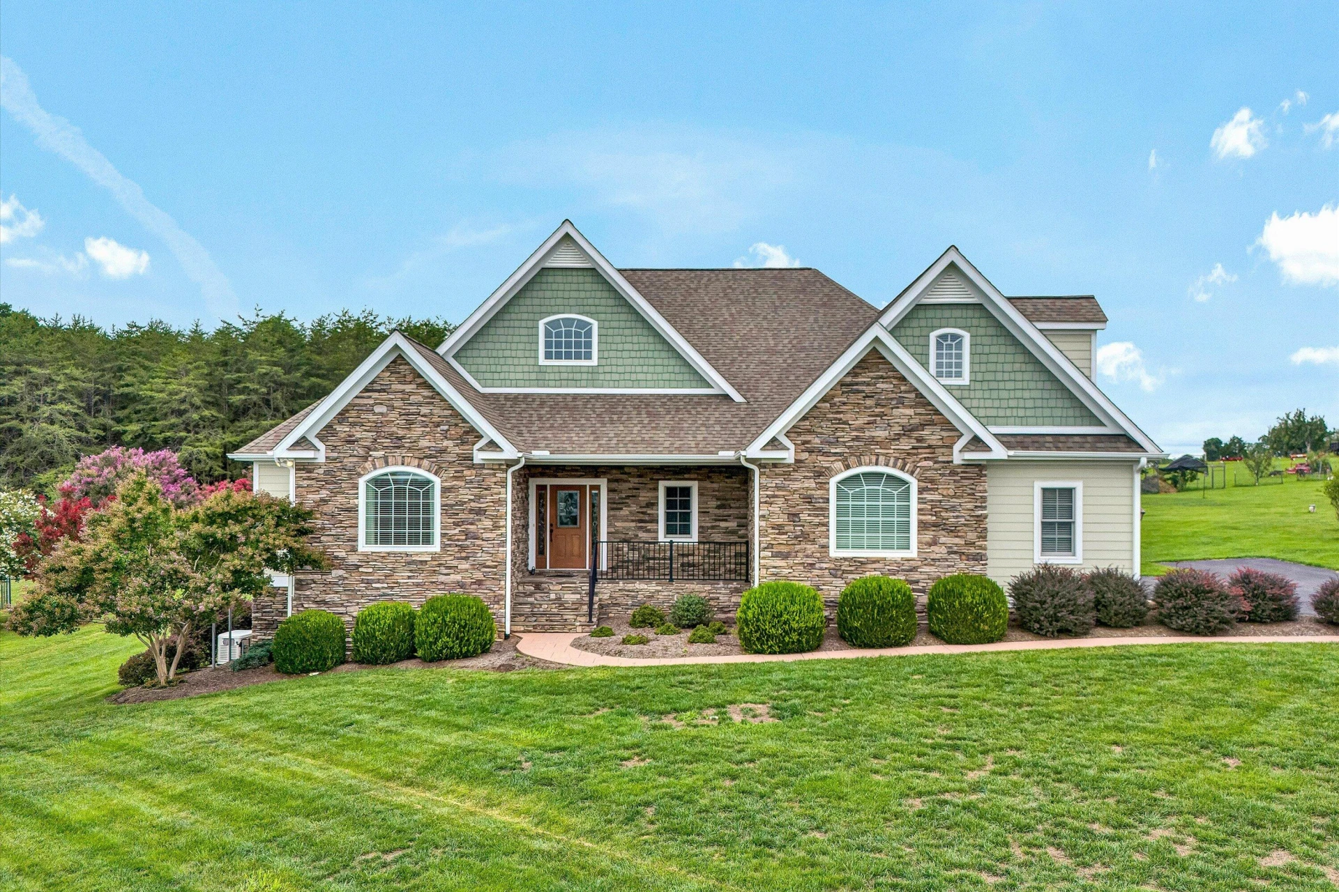 84 Landfall DR - Photo 2