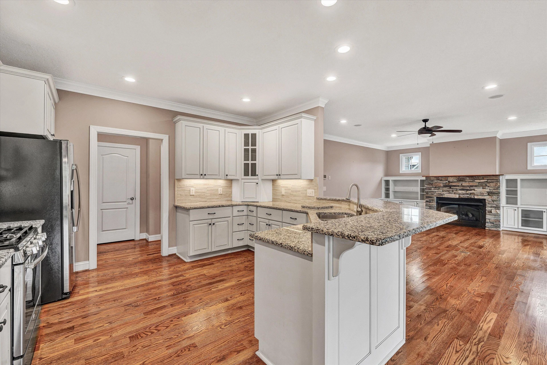 84 Landfall DR - Photo 17