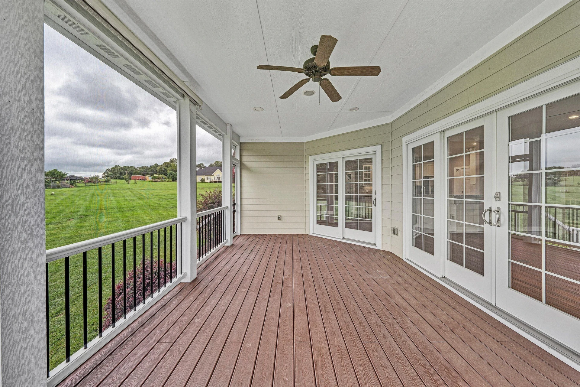 84 Landfall DR - Photo 32