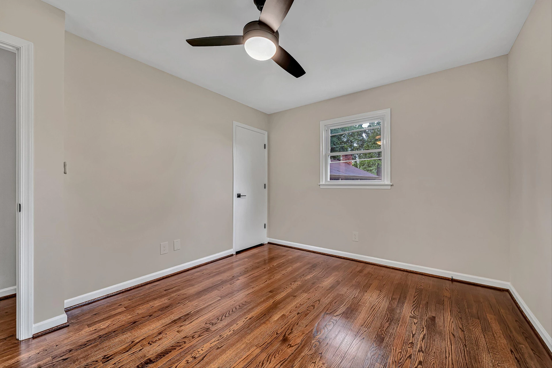 4549 Kirkwood DR - Photo 20