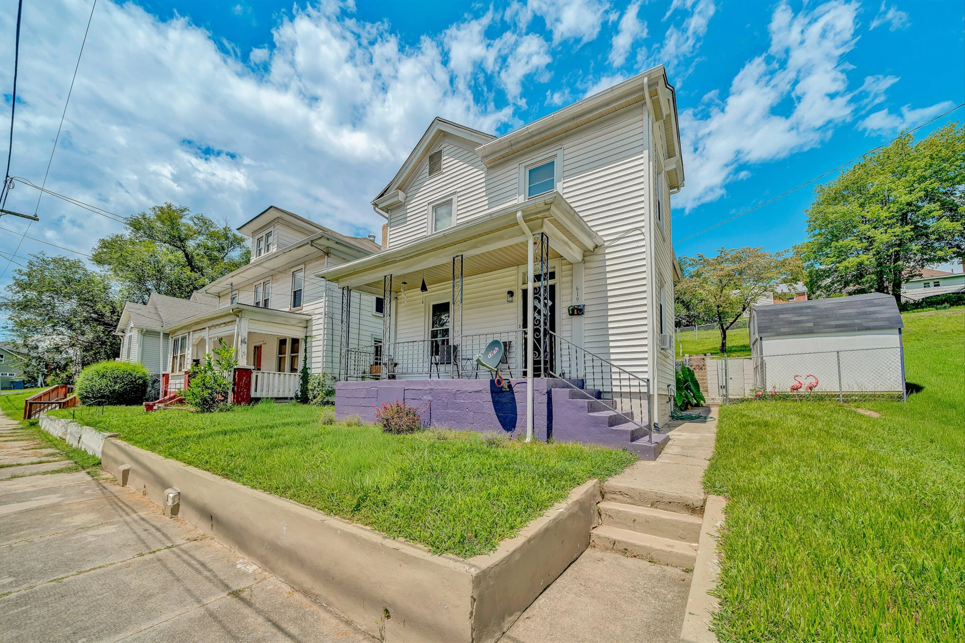 619 Madison AVE NW - Photo 2