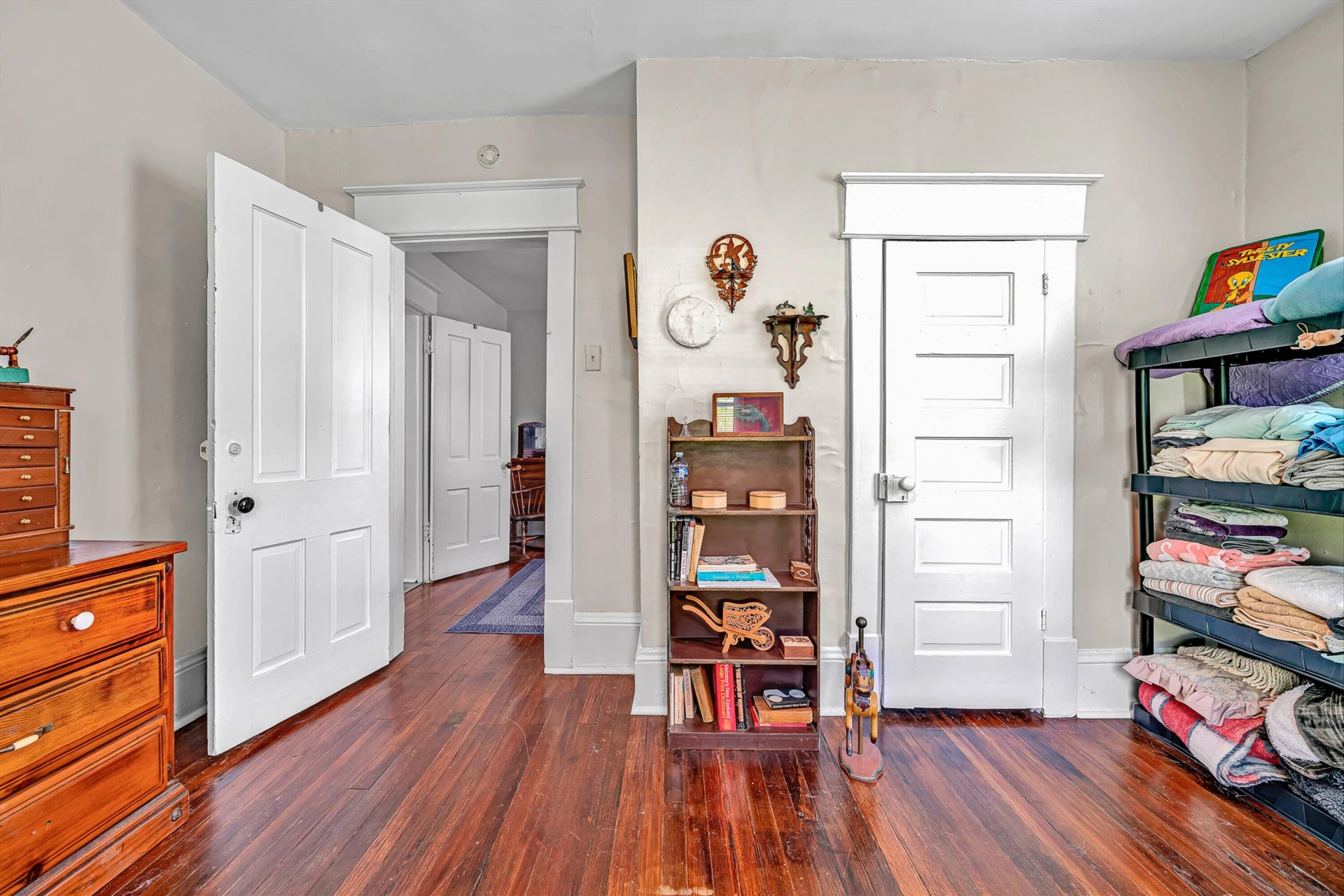 619 Madison AVE NW - Photo 14
