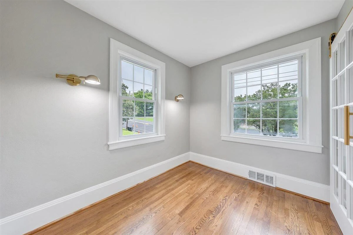 118 E Virginia AVE - Photo 12