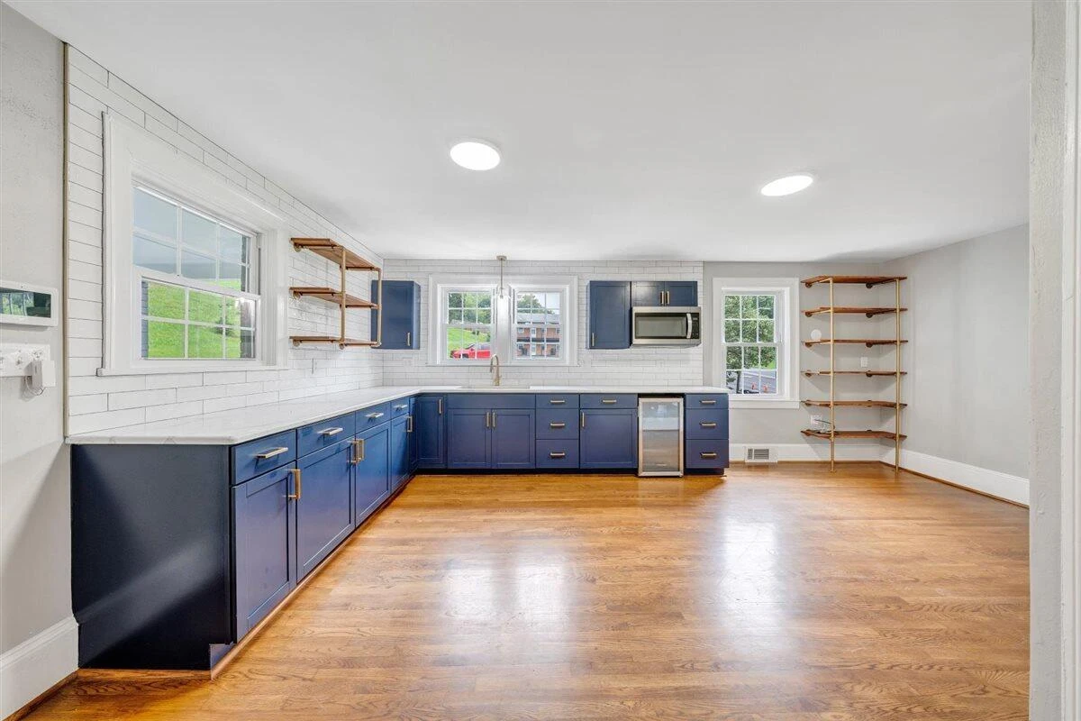 118 E Virginia AVE - Photo 16