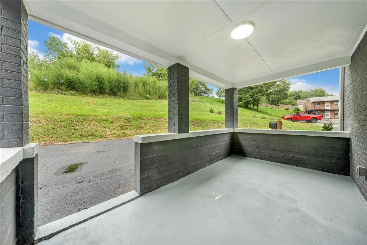 118 E Virginia AVE - Photo 42