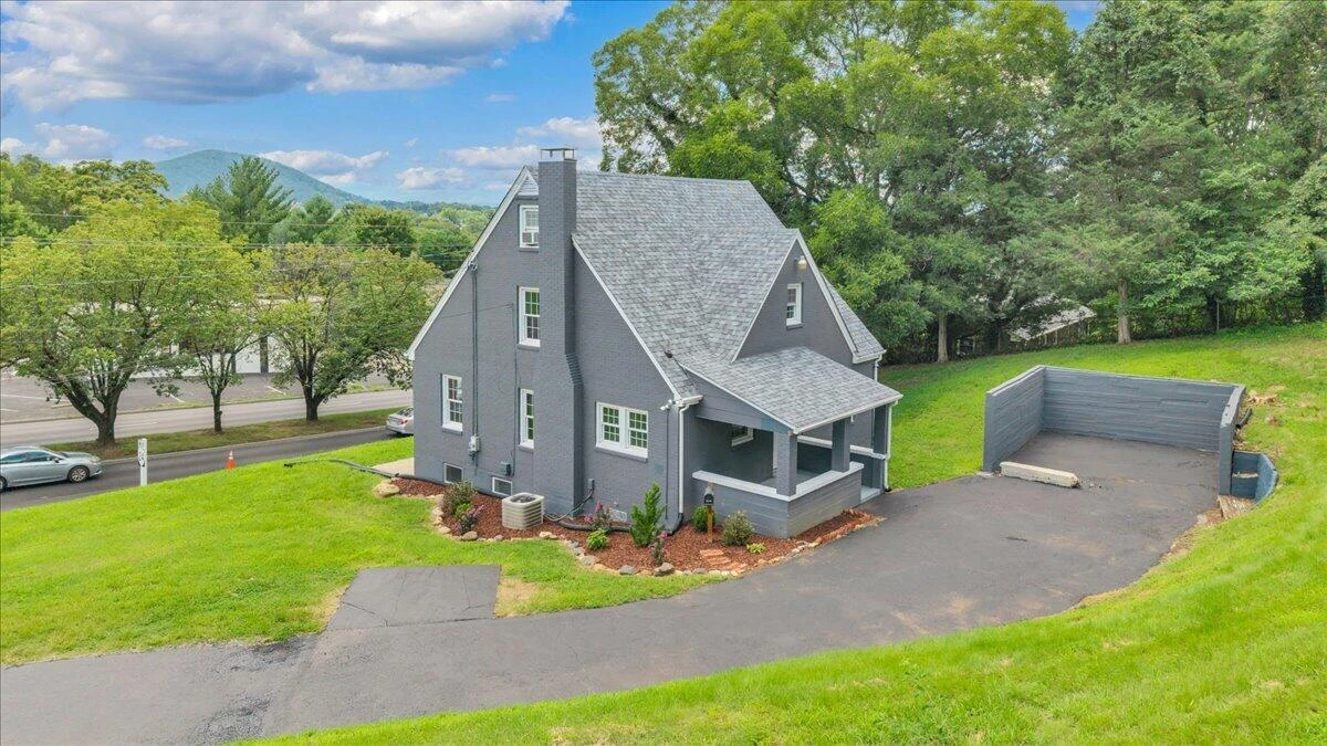 118 E Virginia AVE - Photo 48