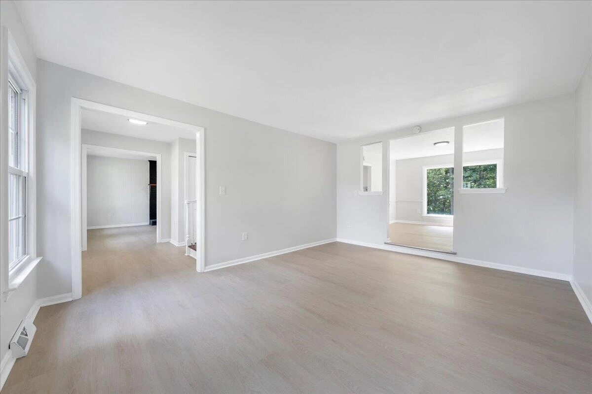 355 Knollwood DR - Photo 9