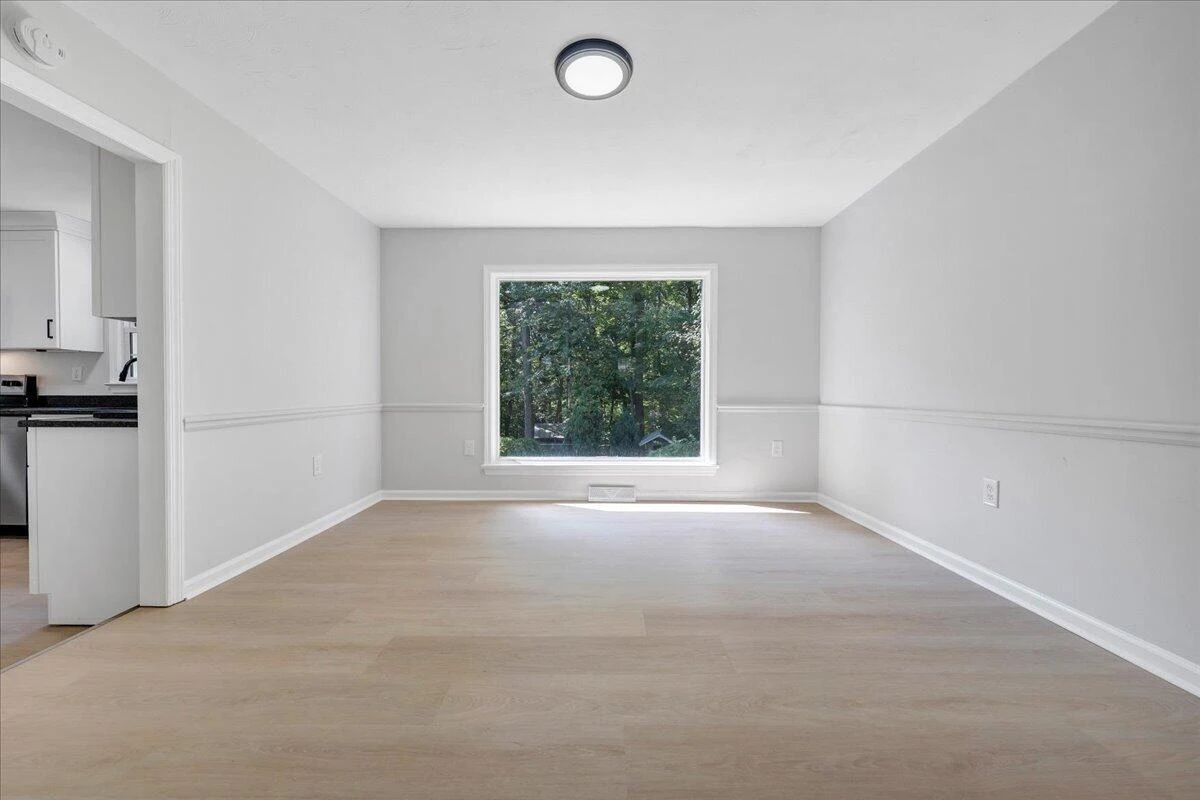 355 Knollwood DR - Photo 12