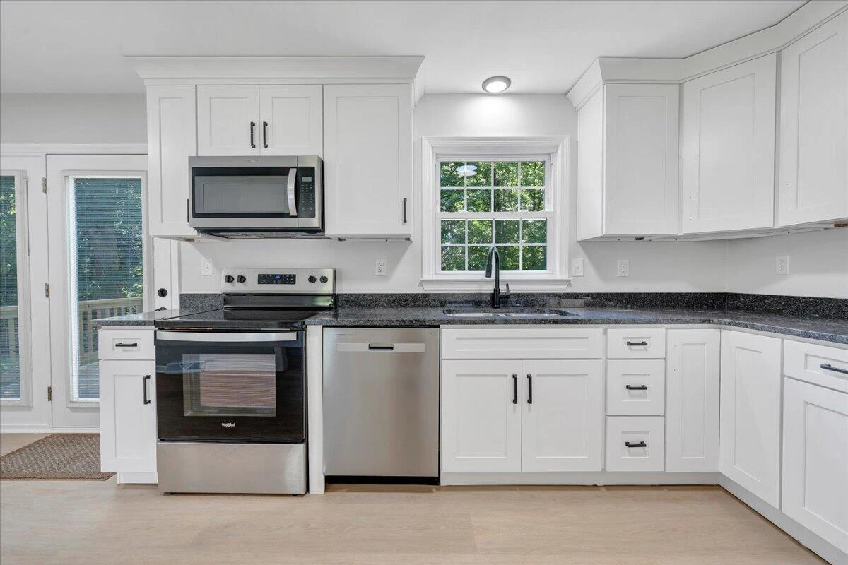 355 Knollwood DR - Photo 17