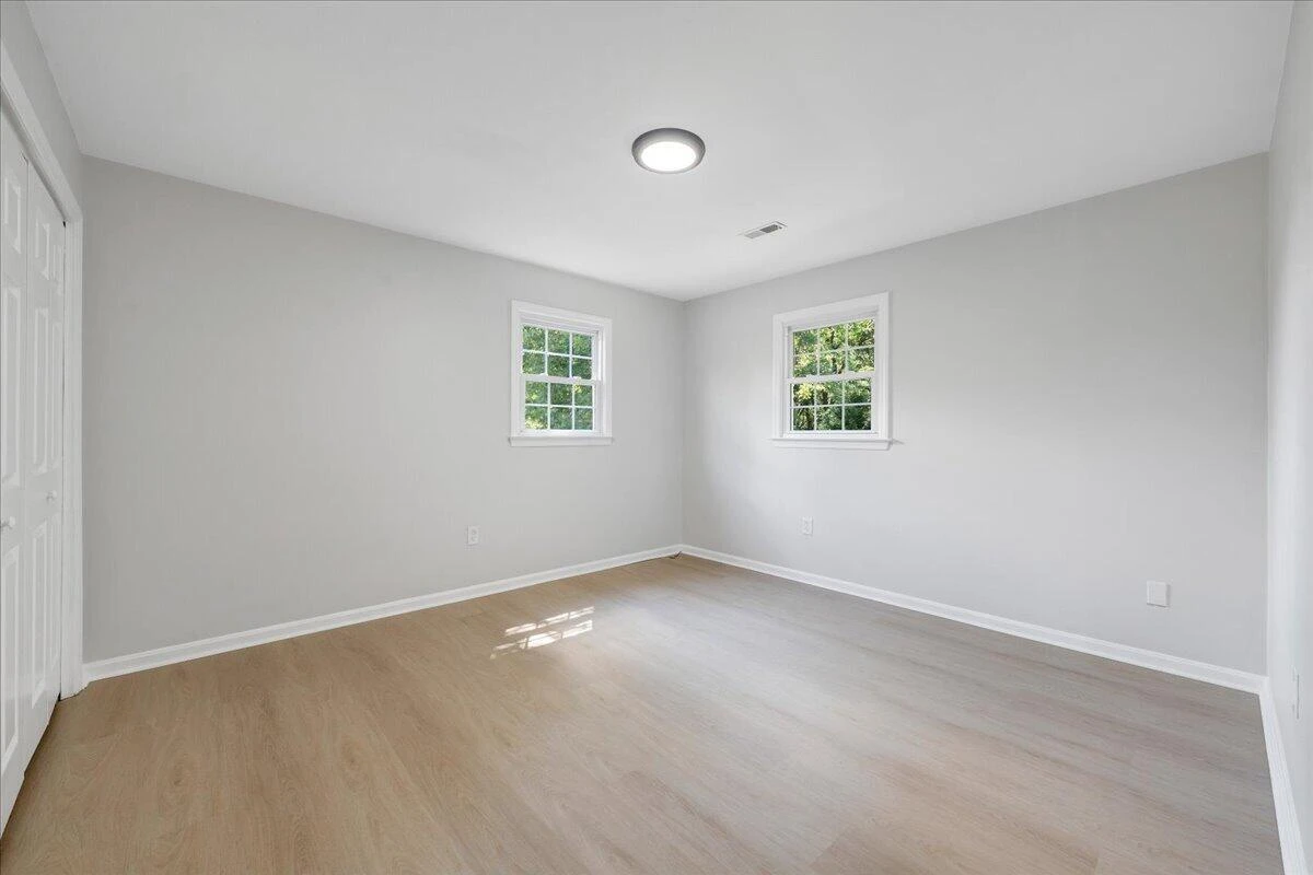 355 Knollwood DR - Photo 37