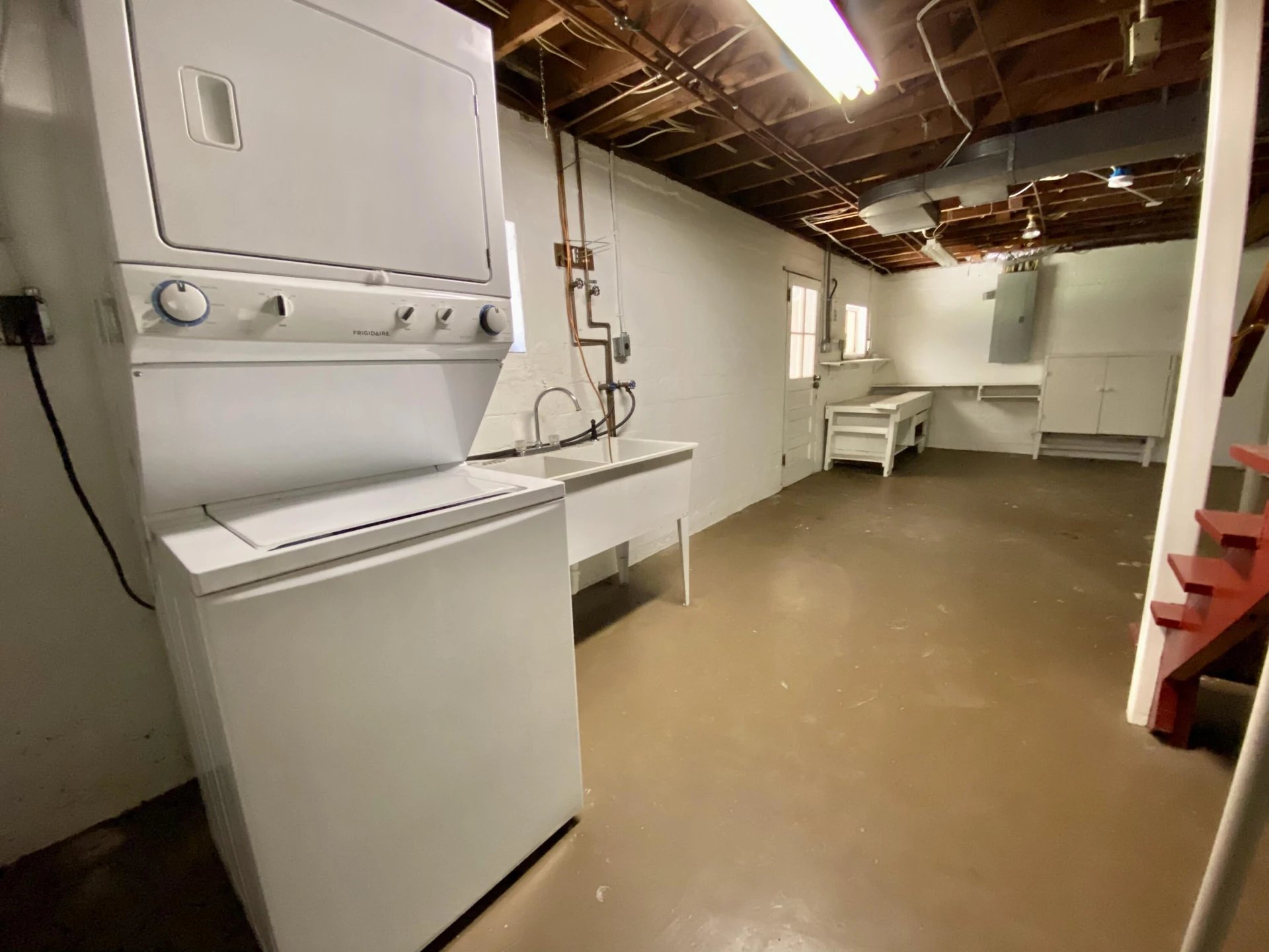 906 Brandon AVE SW - Photo 39