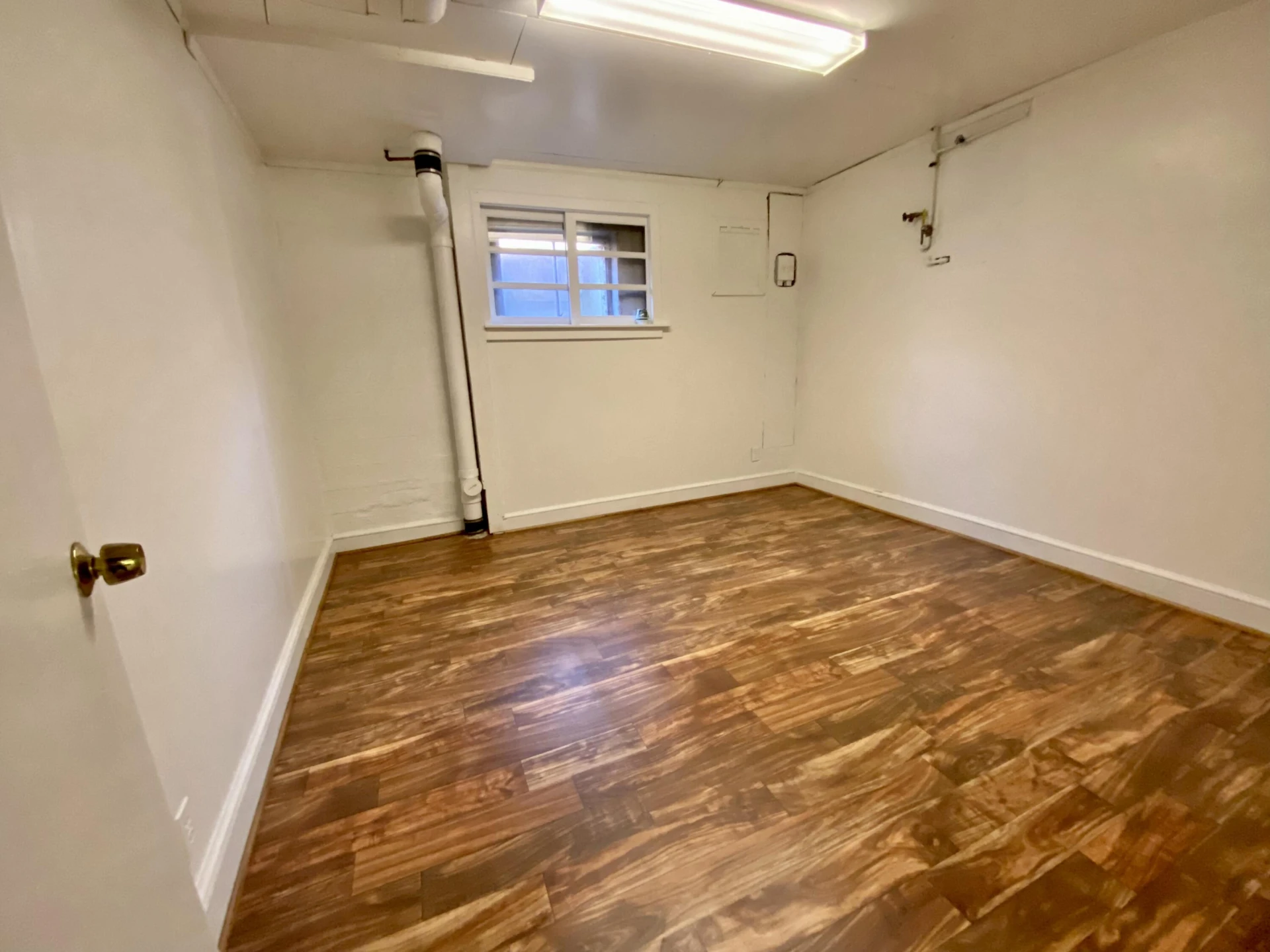 906 Brandon AVE SW - Photo 41