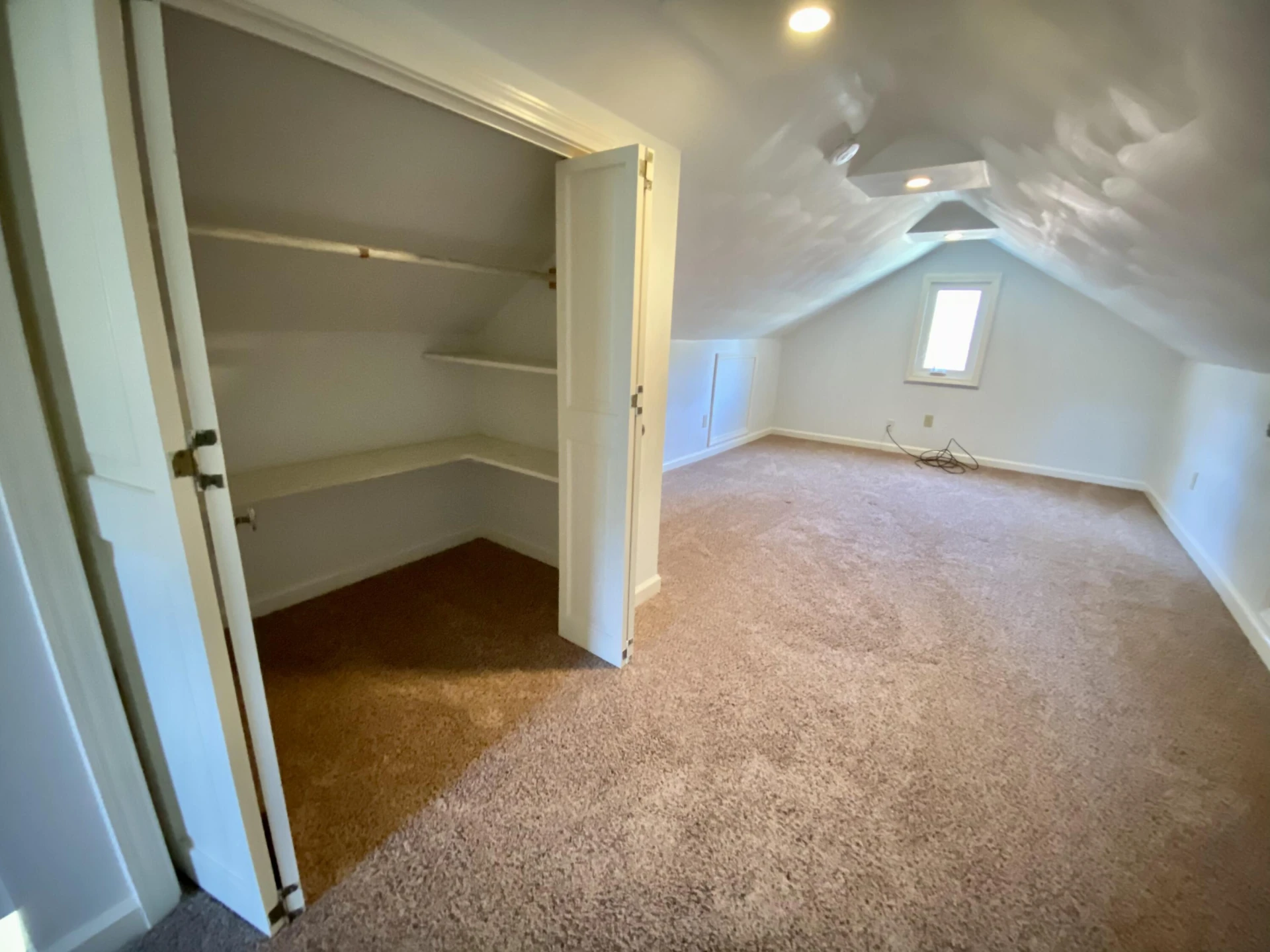 906 Brandon AVE SW - Photo 46