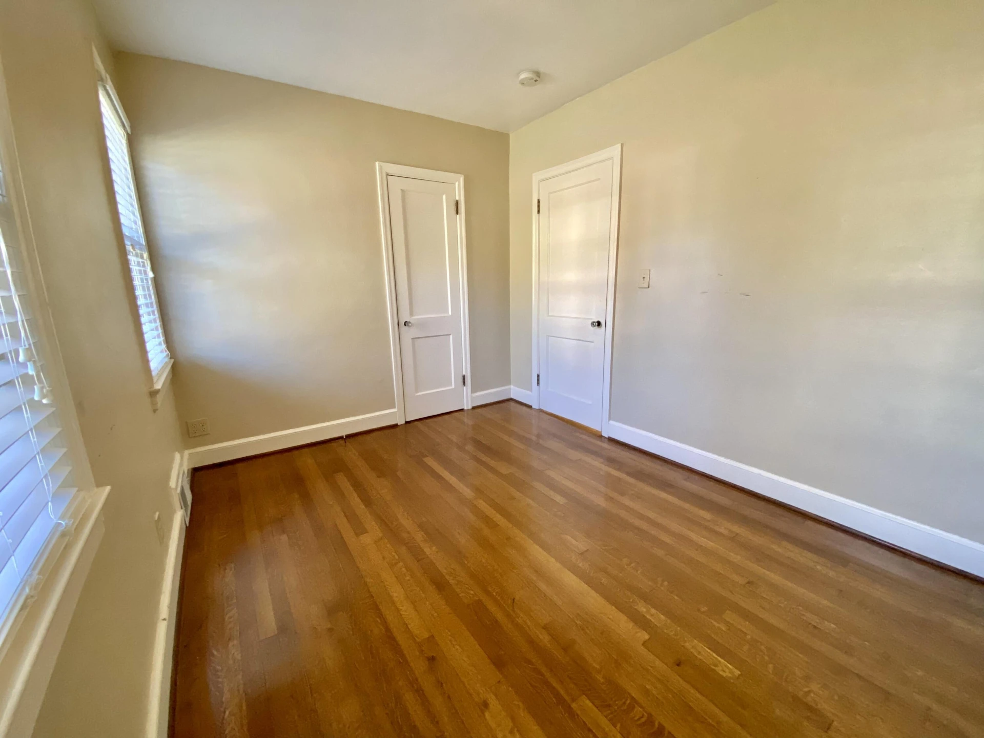 906 Brandon AVE SW - Photo 54