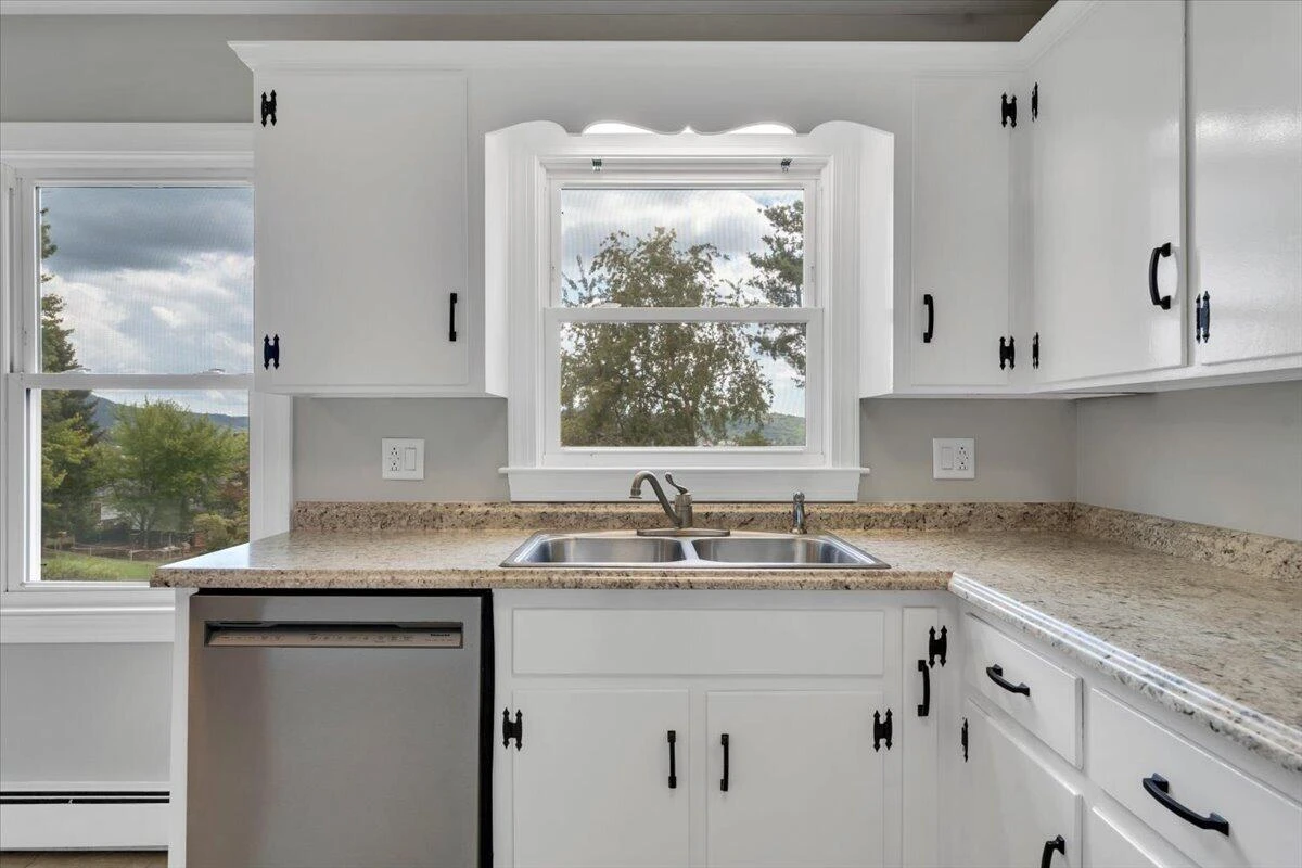 640 Olney RD - Photo 18