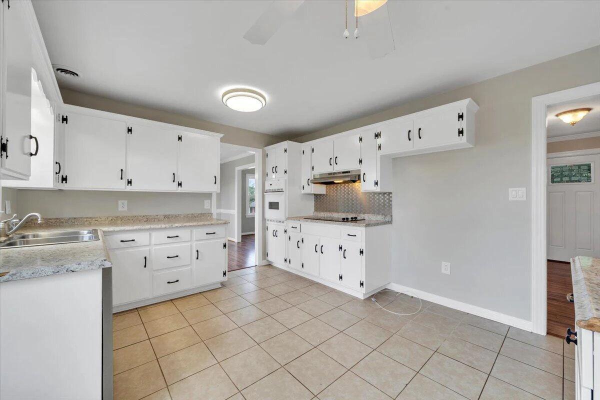 640 Olney RD - Photo 20