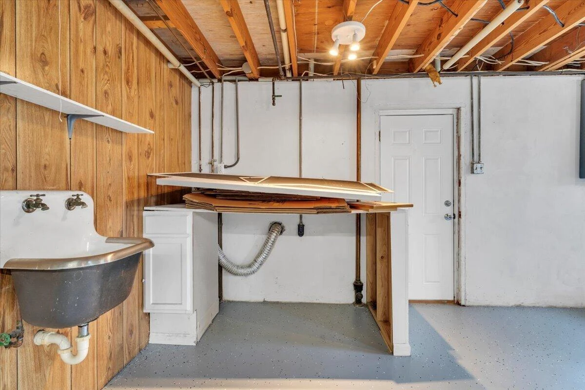 640 Olney RD - Photo 49