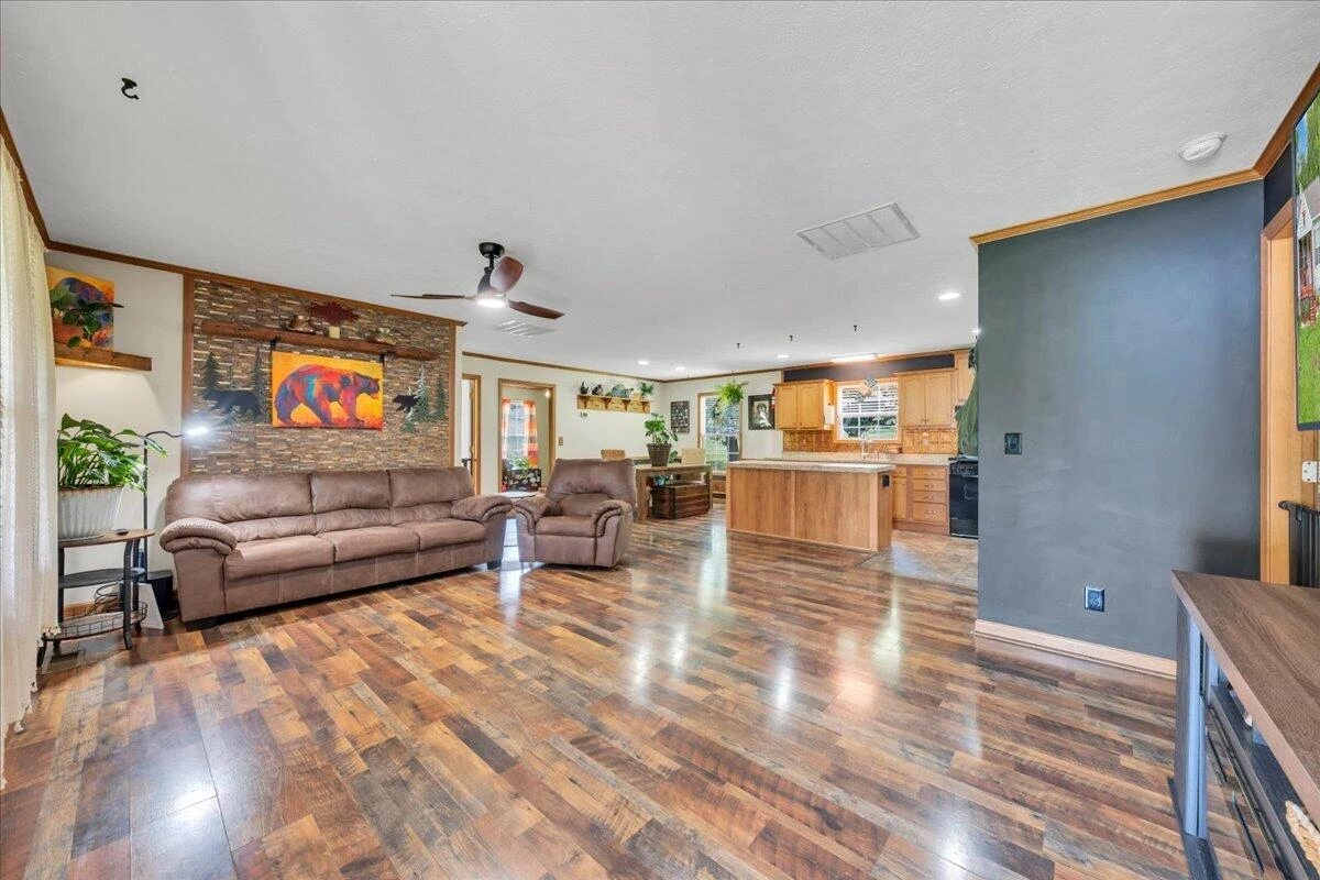 211 Wild Grass LN - Photo 7