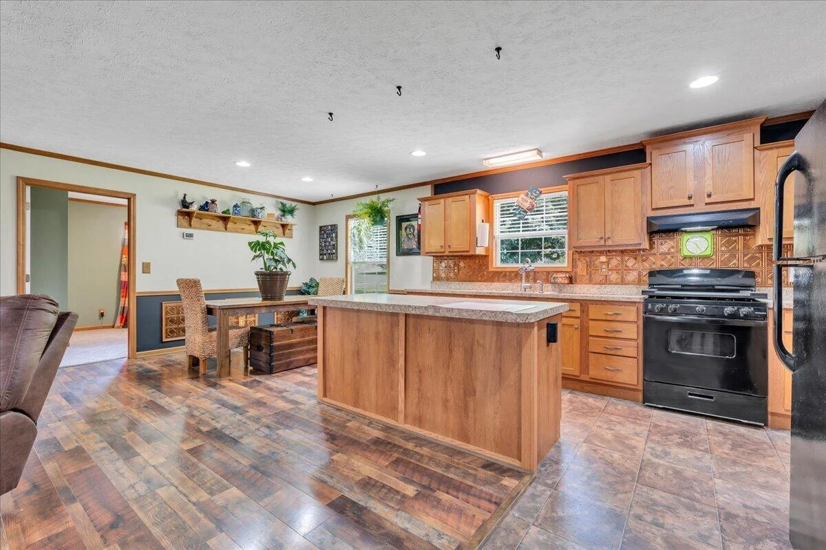 211 Wild Grass LN - Photo 12