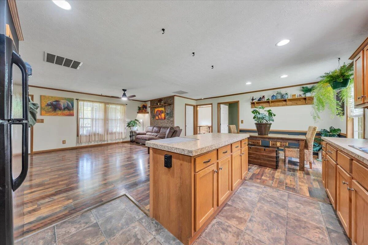 211 Wild Grass LN - Photo 15