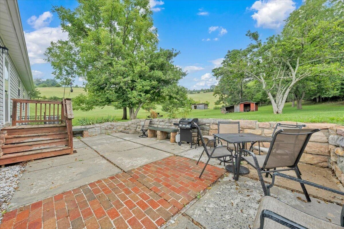 211 Wild Grass LN - Photo 33
