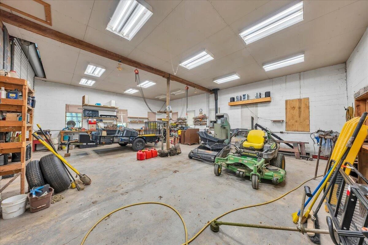 211 Wild Grass LN - Photo 37