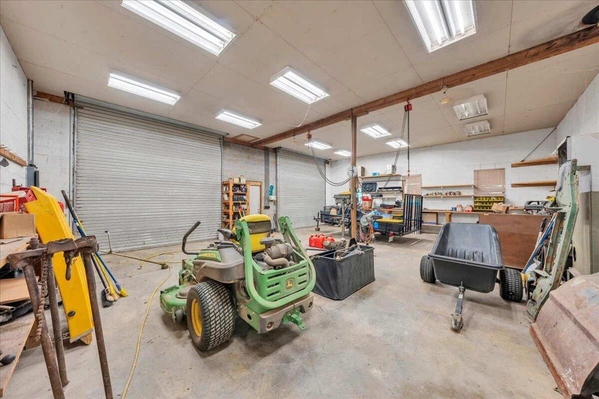 211 Wild Grass LN - Photo 38