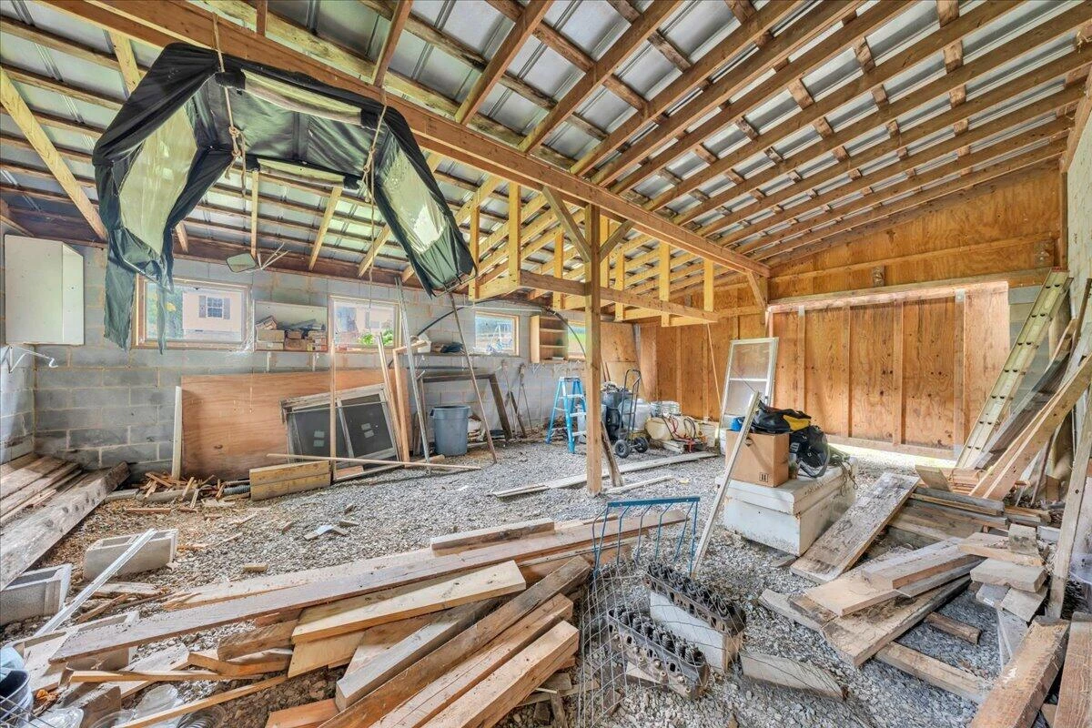 211 Wild Grass LN - Photo 39