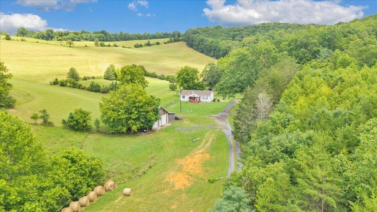 211 Wild Grass LN - Photo 51