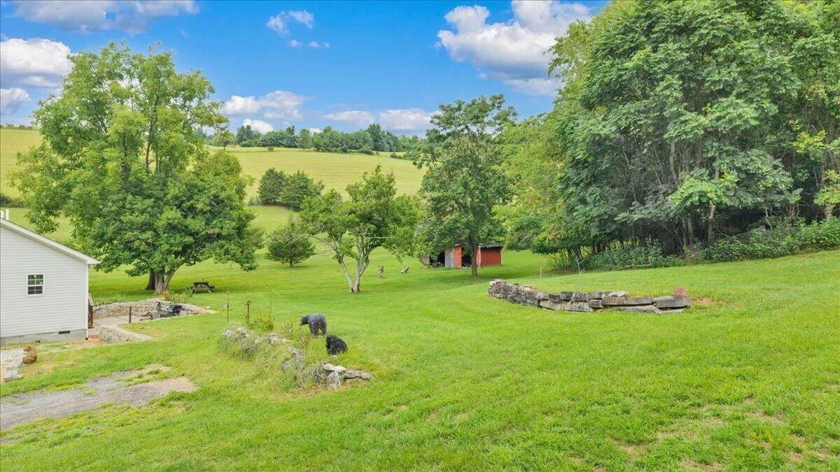 211 Wild Grass LN - Photo 62