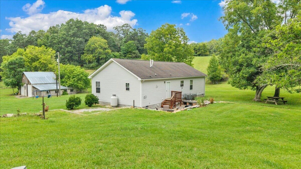211 Wild Grass LN - Photo 64