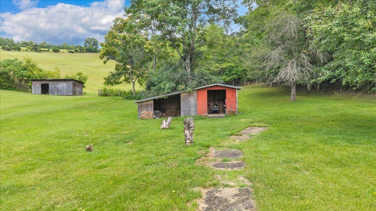 211 Wild Grass LN - Photo 67