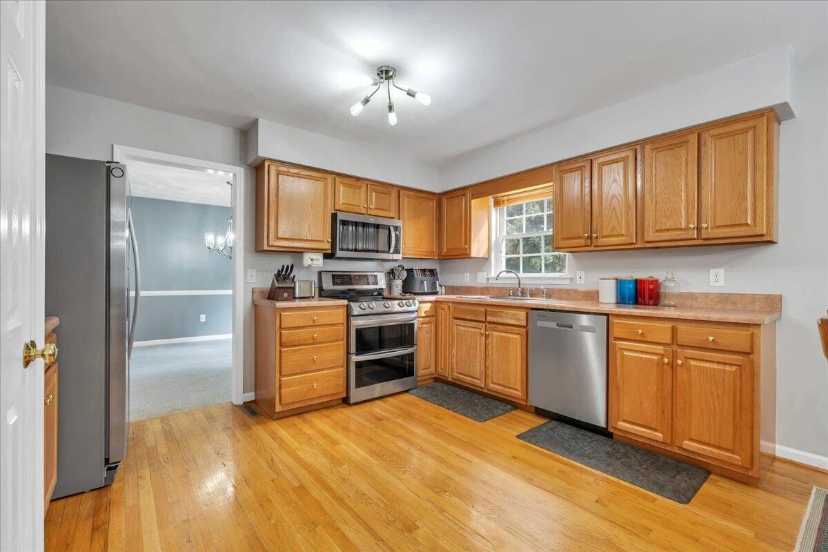 122 Yorktown RD - Photo 19