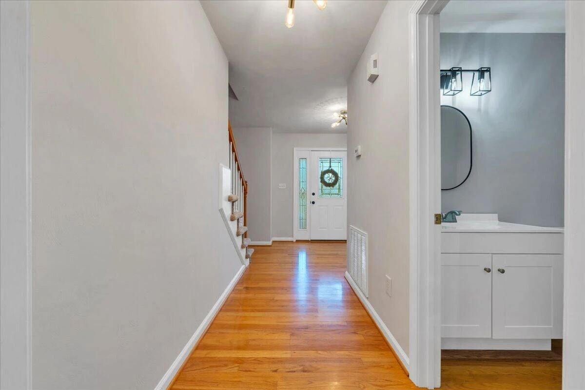 122 Yorktown RD - Photo 25