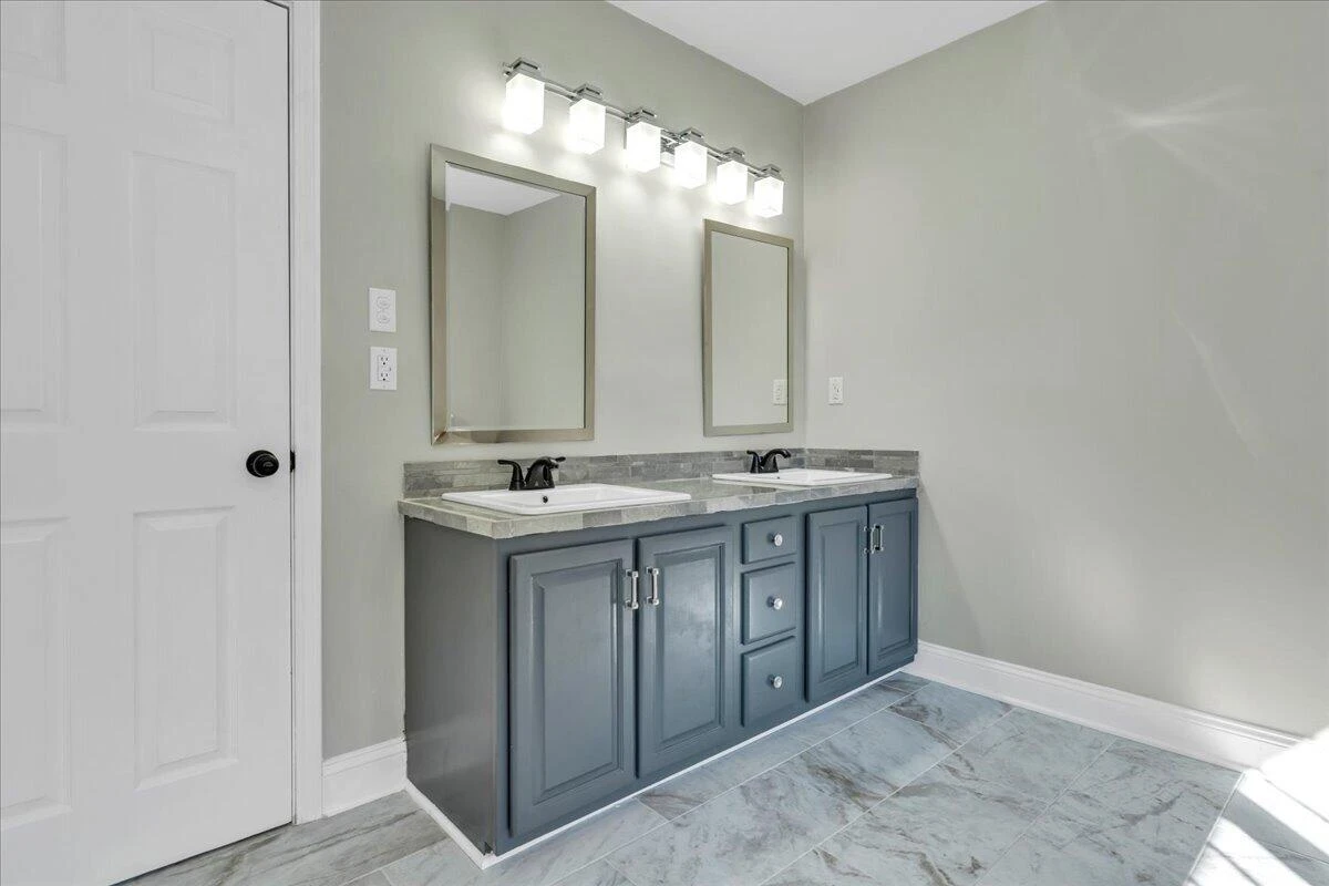 122 Yorktown RD - Photo 35