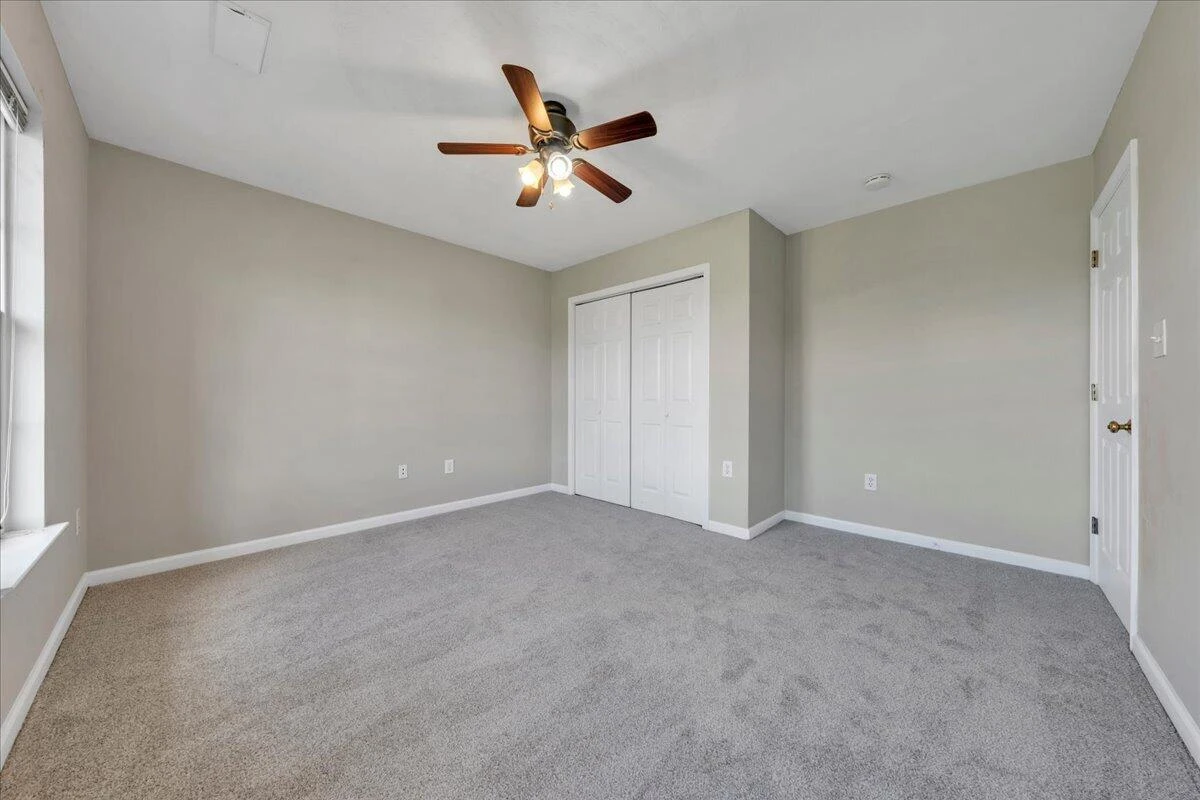 122 Yorktown RD - Photo 46