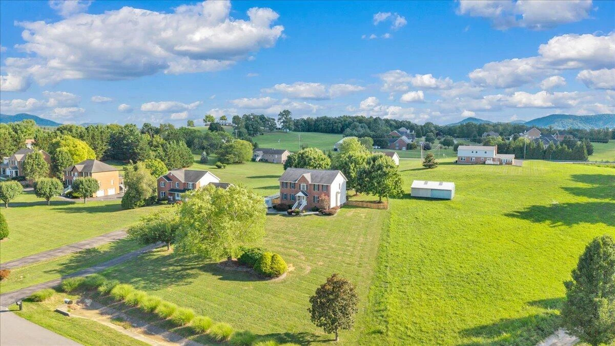 122 Yorktown RD - Photo 96