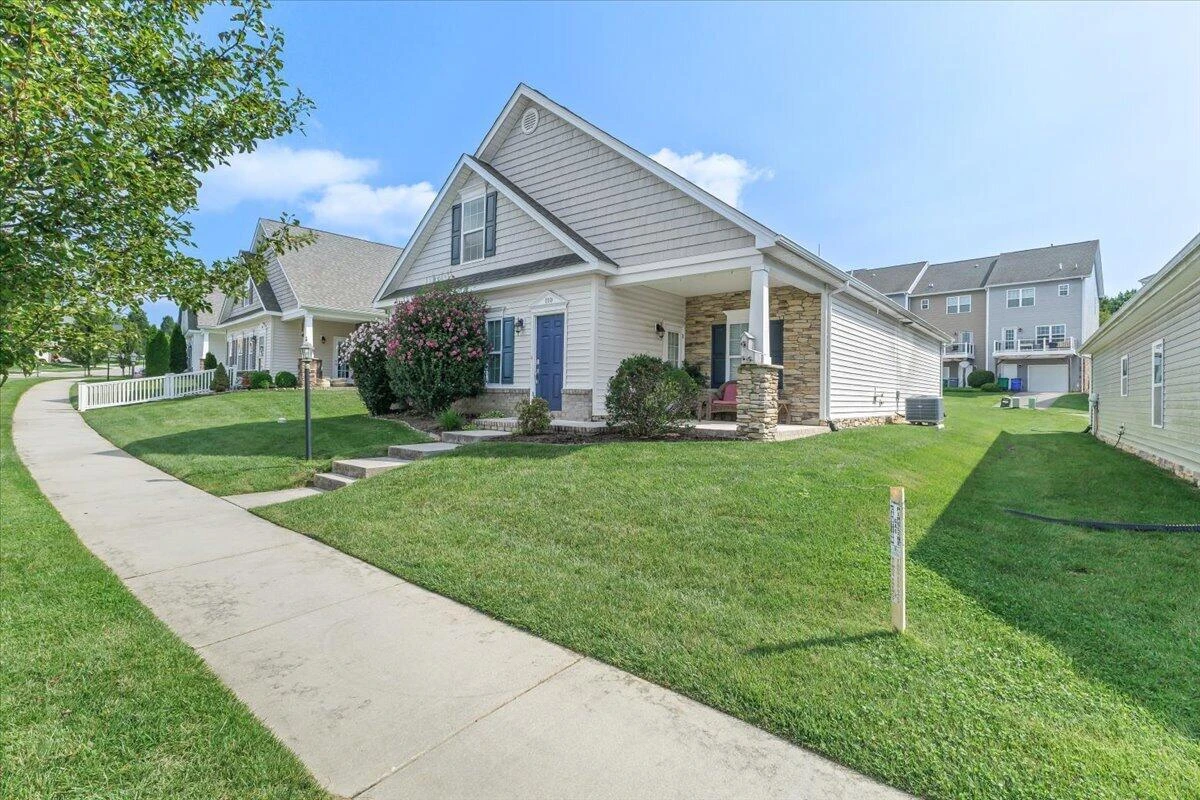 110 Roudabush DR NW - Photo 3