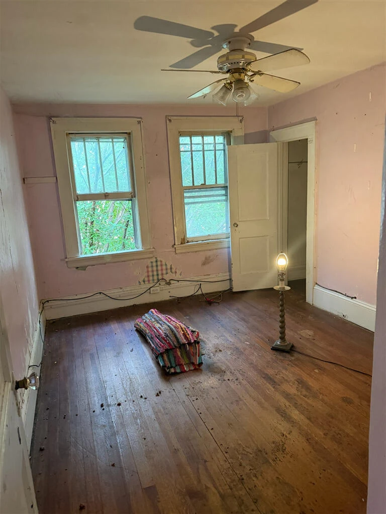 2713 Spring Hollow AVE NW - Photo 10