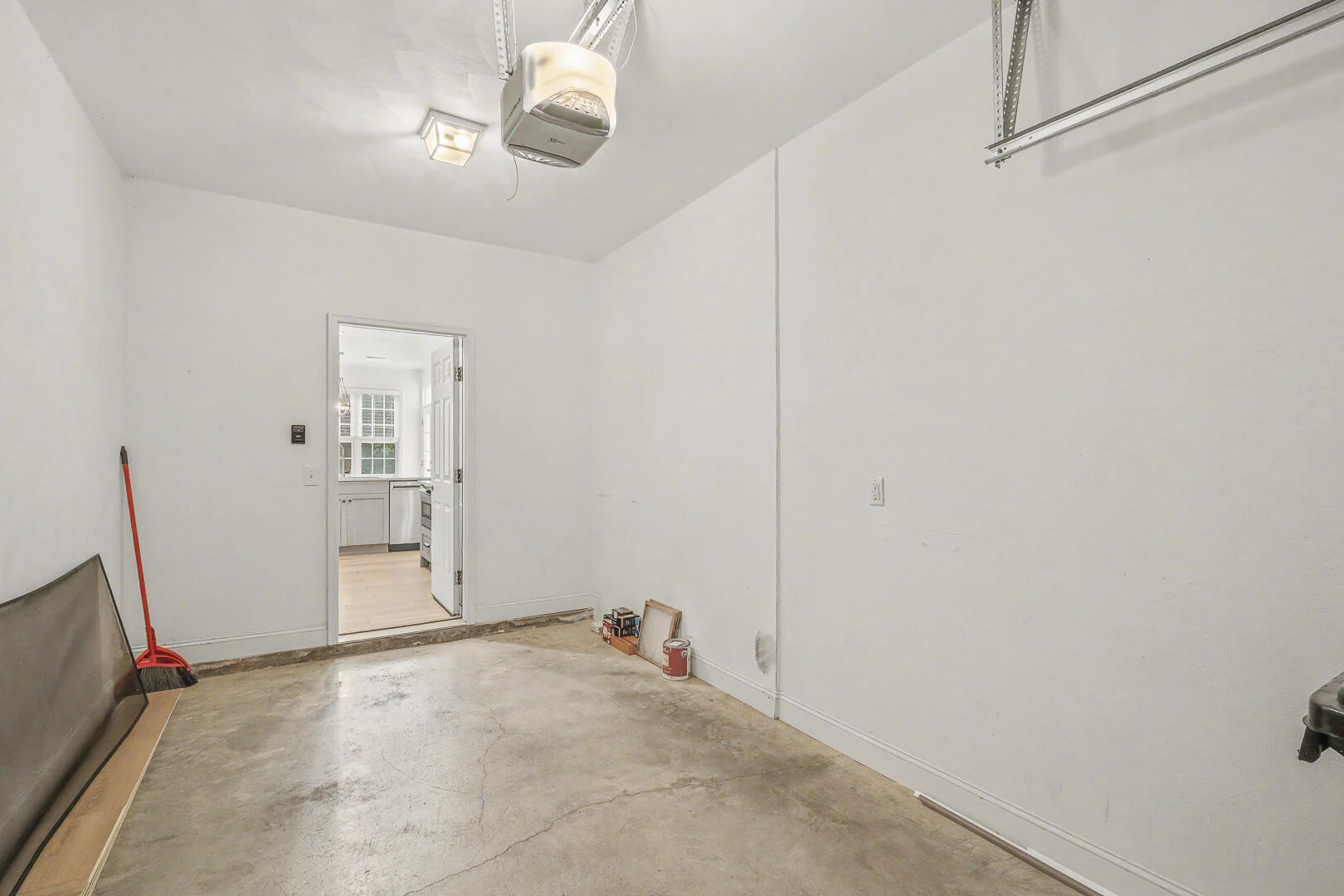 8706 Little Hoop RD - Photo 21