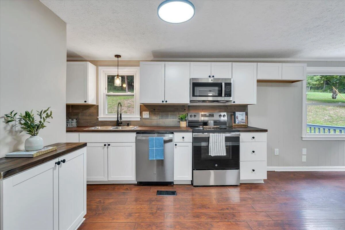 1620 Little Catawba Creek RD - Photo 12