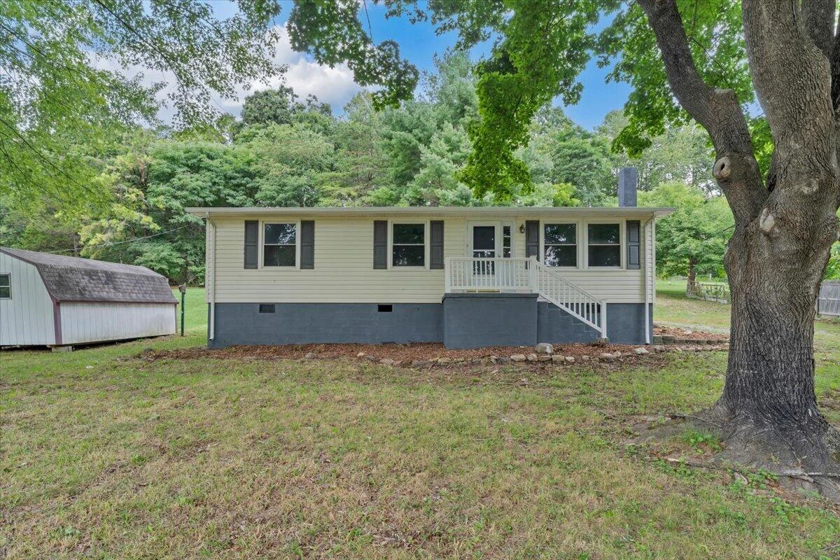 1620 Little Catawba Creek RD - Photo 32