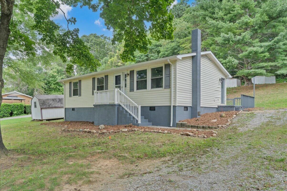 1620 Little Catawba Creek RD - Photo 33